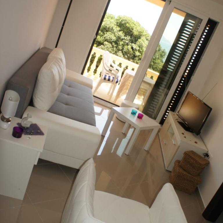 Apartments Adriatico - Apartment with Sea View - 7