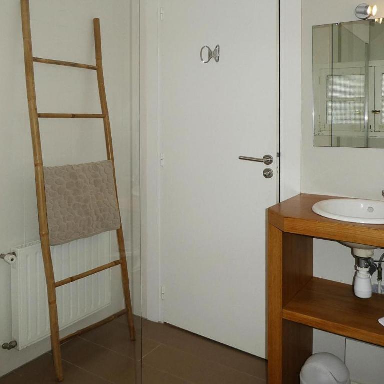 Holiday Home in Carnac near Sandy Beach - Casa Vacanze con 4 Camere da Letto - 14