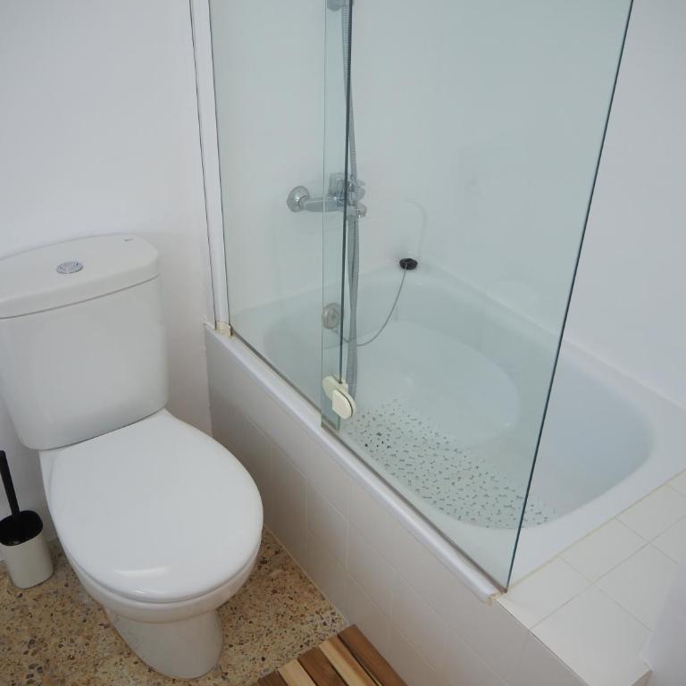 Apartament reformat amb vistes al mar i a les Illes Medes - Two-Bedroom Apartment - 13