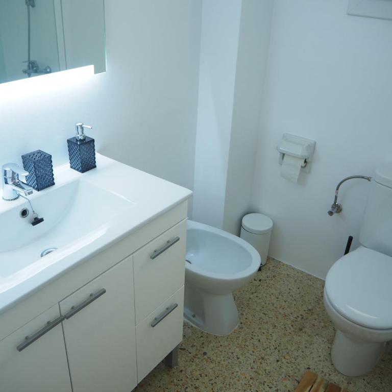 Apartament reformat amb vistes al mar i a les Illes Medes - Two-Bedroom Apartment - 12