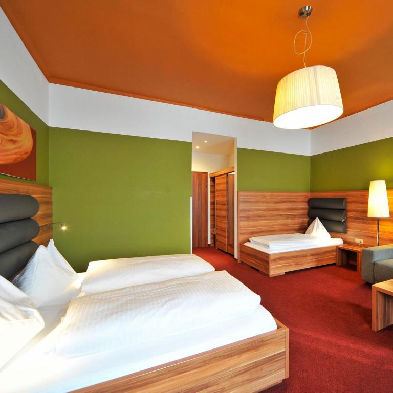 Hotel Ertl - Vierbettzimmer - 3