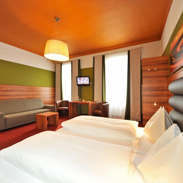Hotel Ertl - Vierbettzimmer - 1