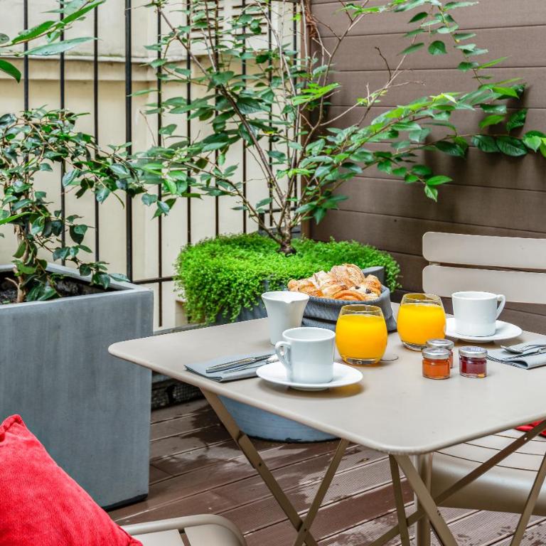 Hôtel Le Tourville by Inwood Hotels - Chambre Double Exécutive avec Terrasse - 1