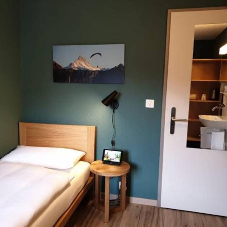 5th Floor Basic Rooms - shared bathrooms - (5th Floor) Single Room with Shared Bathroom - 5