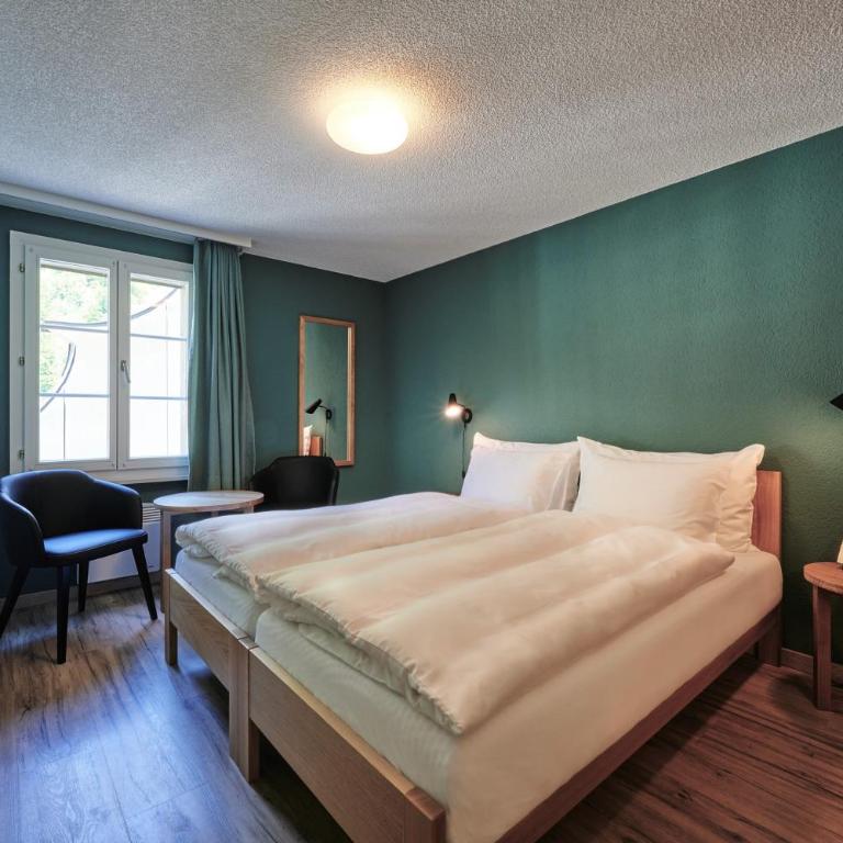 5th Floor Basic Rooms - shared bathrooms - (5th Floor) Twin Room with Shared Bathroom - 8