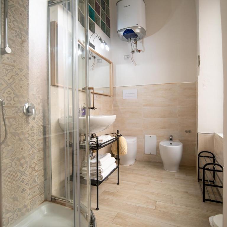 Terre Dipinte - Camera Matrimoniale con Bagno Privato - 9
