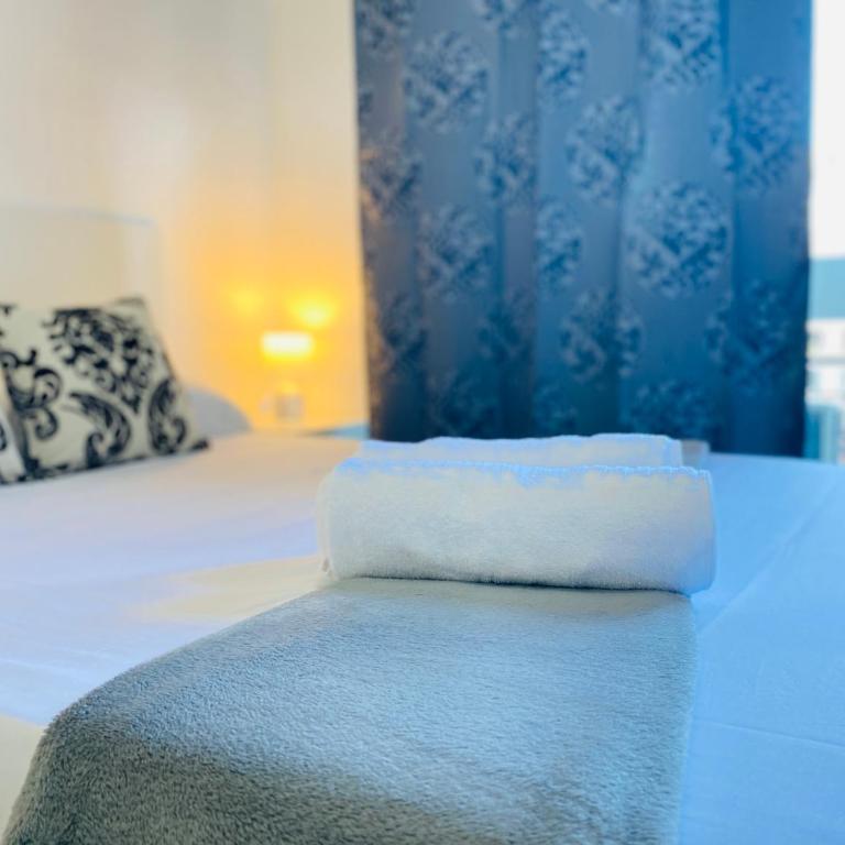 Estudio Doble con Balcon en Madrid Centro (Chueca) - One-Bedroom Apartment - 11