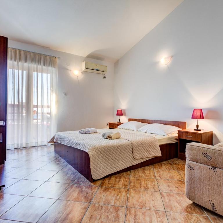 Villa Savovic - Apartment with Sea View - 4