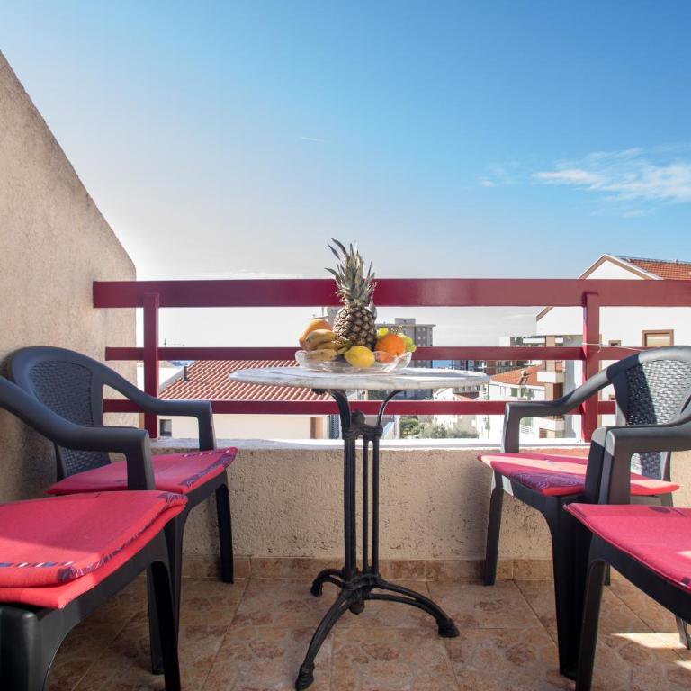 Villa Savovic - Apartment with Sea View - 1