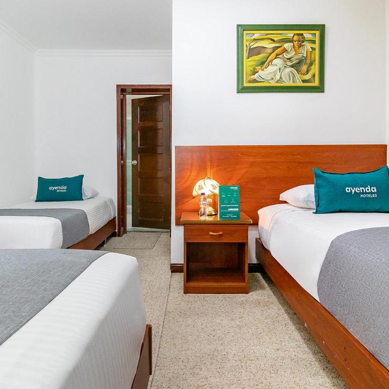 Hotel Americano Bogota - Habitación Cuádruple Estándar - 2