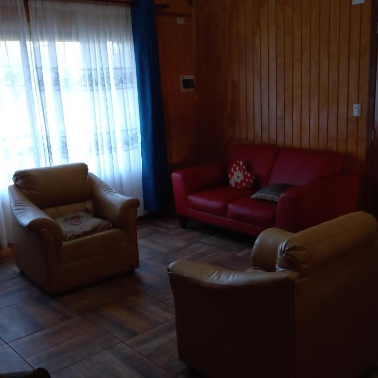 Cabañas curacautin - Three-Bedroom Chalet - 4