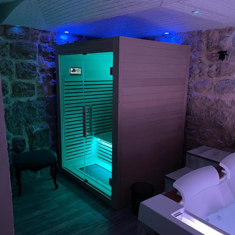 Caveau - One-Bedroom House with Spa and Hot Tub - 20