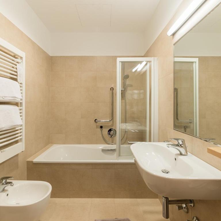 Hotel Stiegl Scala - Camera Matrimoniale Comfort - 4