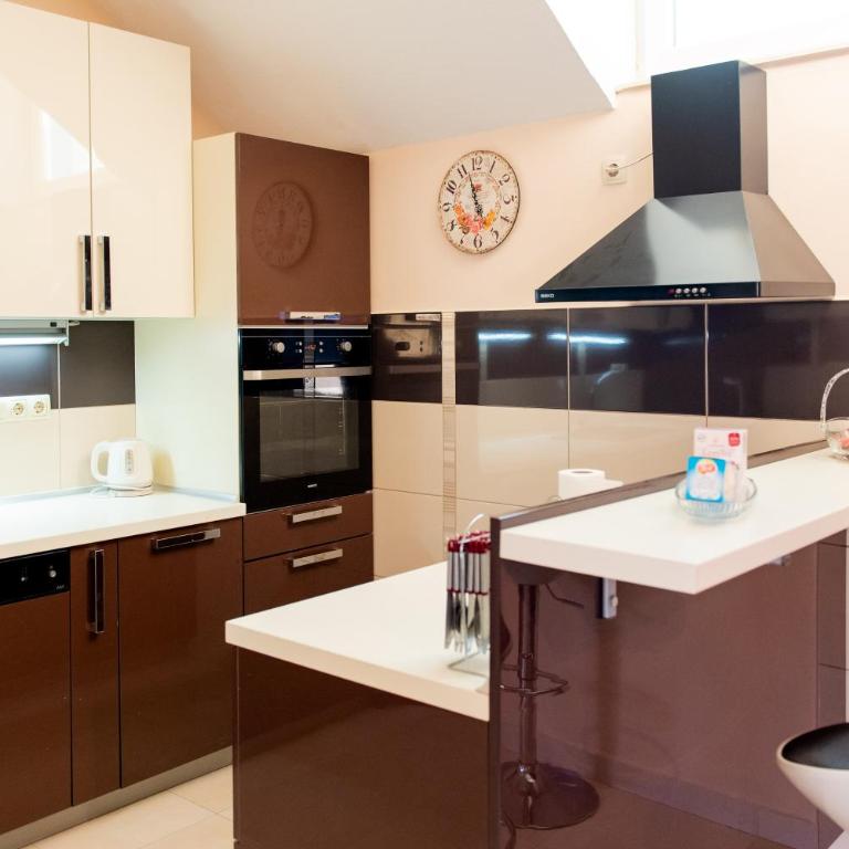 Secret View Apartment - Two-Bedroom Apartment - 15