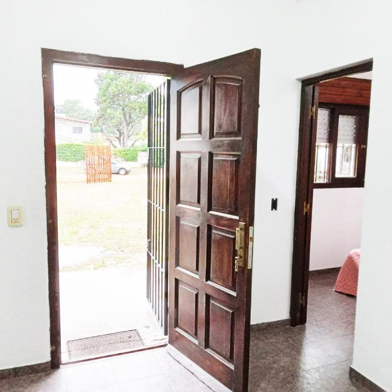 Family Hause - Three-Bedroom House - 14