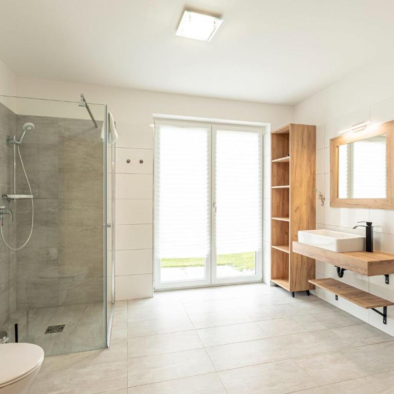 Chalet in Inzell with Pool & Alpine Views - Chalet mit 3 Schlafzimmern - 31