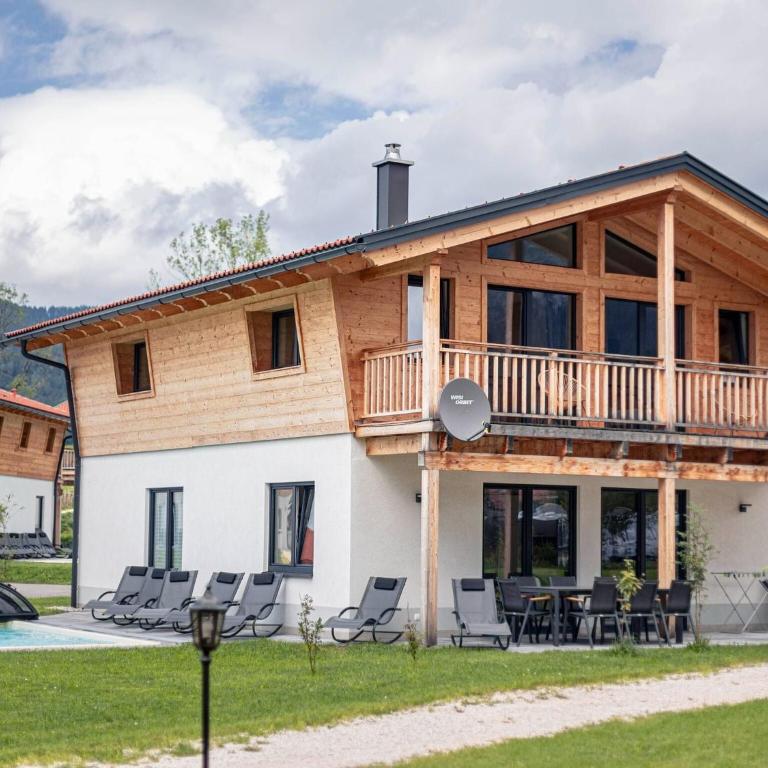 Chalet in Inzell with Pool & Alpine Views - Chalet mit 3 Schlafzimmern - 6