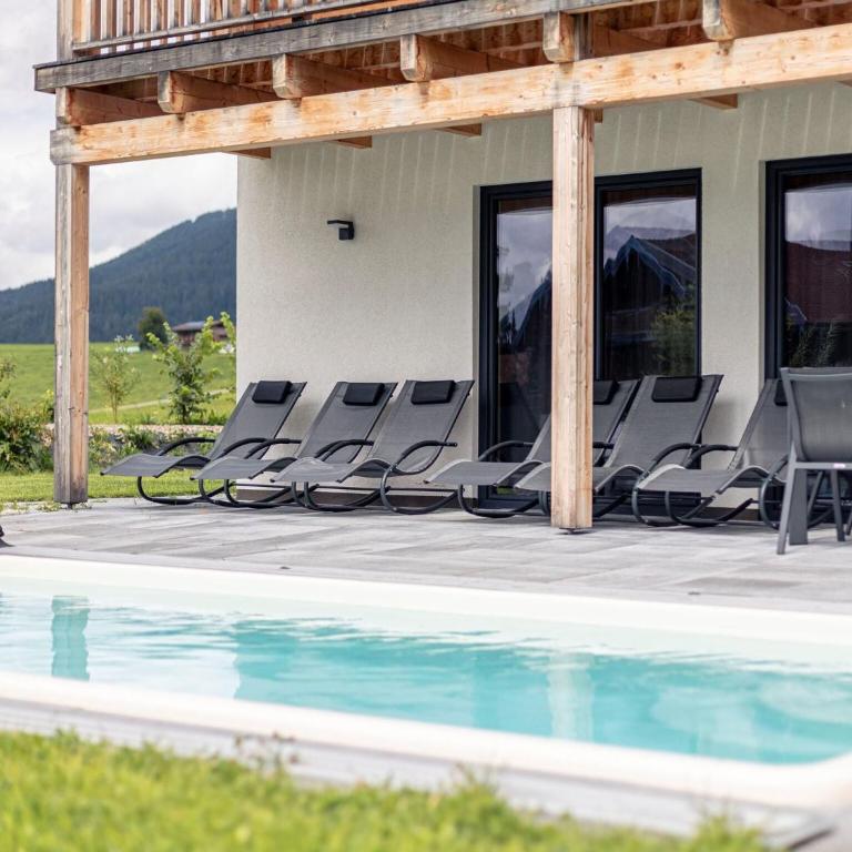 Chalet in Inzell with Pool & Alpine Views - Chalet mit 3 Schlafzimmern - 15
