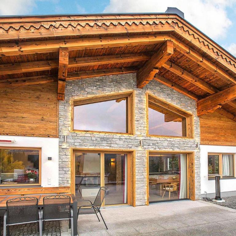 Chalet in Königsleiten with Mountain Views & Spa - Superior Chalet - 25