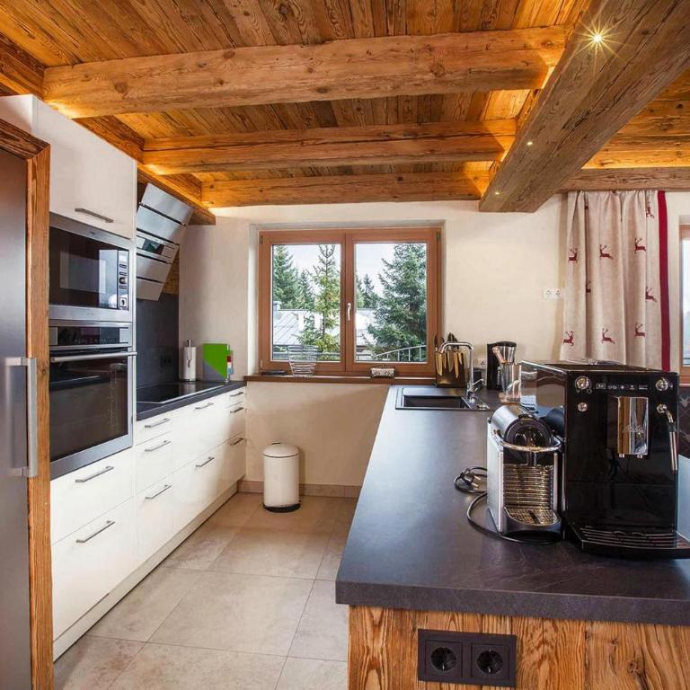 Chalet in Königsleiten with Mountain Views & Spa - Superior Chalet - 13