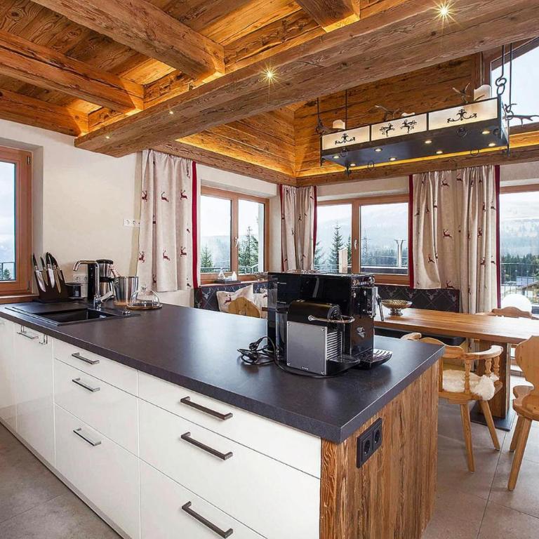 Chalet in Königsleiten with Mountain Views & Spa - Superior Chalet - 20