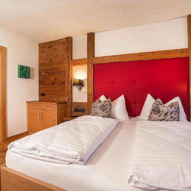 Chalet in Königsleiten with Mountain Views & Spa - Superior Chalet - 22