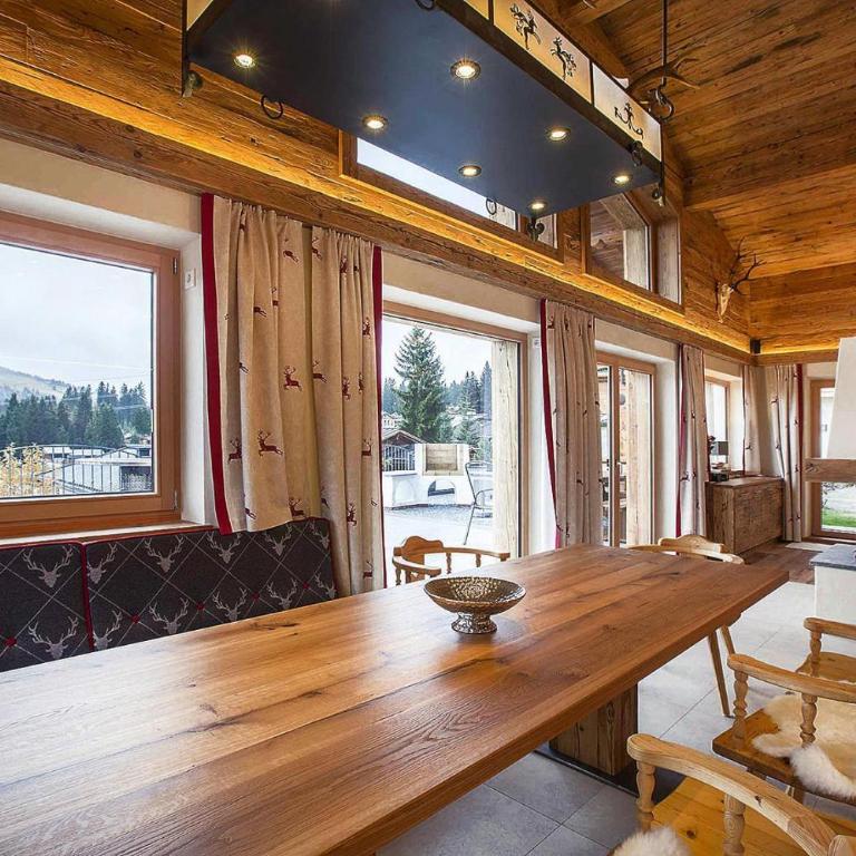 Chalet in Königsleiten with Mountain Views & Spa - Superior Chalet - 10