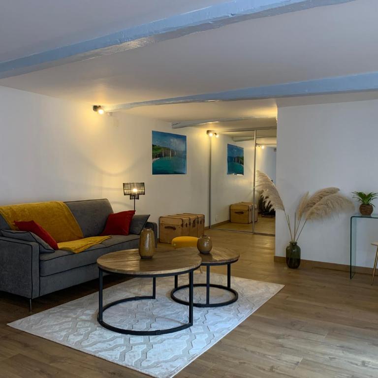 L'Ecole des Demoiselles - Chambre Familiale avec Terrasse - 7