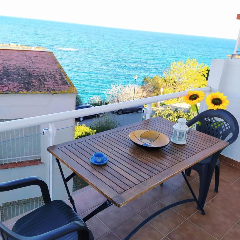 Ca la Nuri Pis 2 con Vistas al Mar - Apartamento de 1 dormitorio - 2