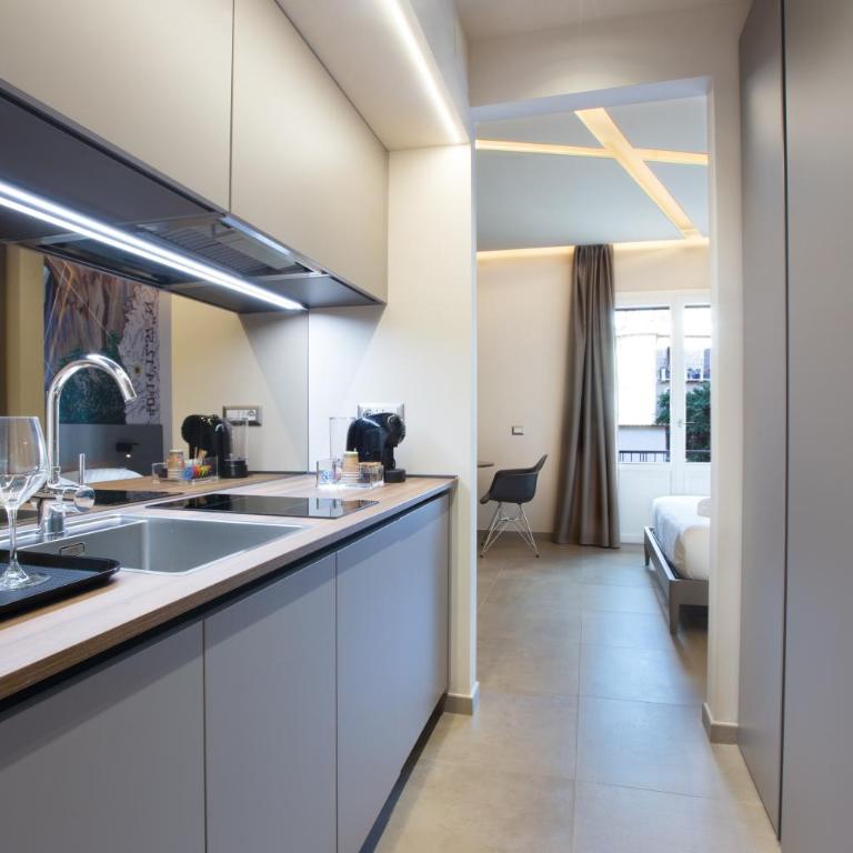 ARKADIA Rooms & Apartments - Family Suite with Balcony - 4