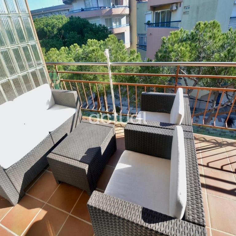 Santa Marina 13 - Apartamento de 3 dormitorios - 2