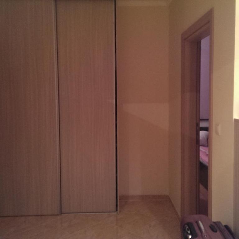 Topalovich Apartments - One-Bedroom Apartment - 7