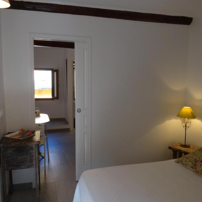 Appartements Vieux Nice / Marché aux fleurs - Appartement 1 Chambre 2ème Étage - Ruelle du Malonat - 1