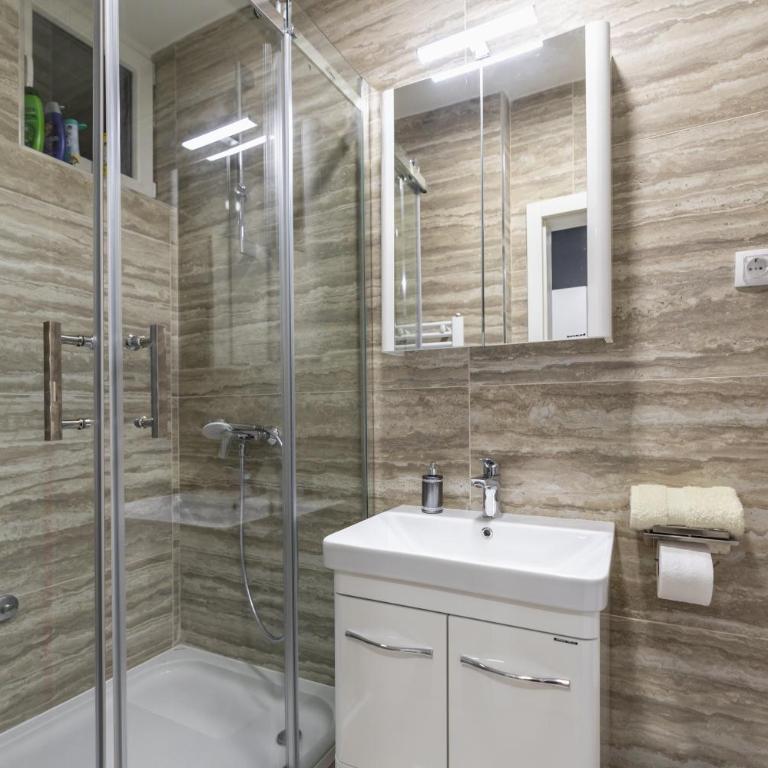 Bella Apartment - Apartman sa 1 Spavaćom Sobom - 3