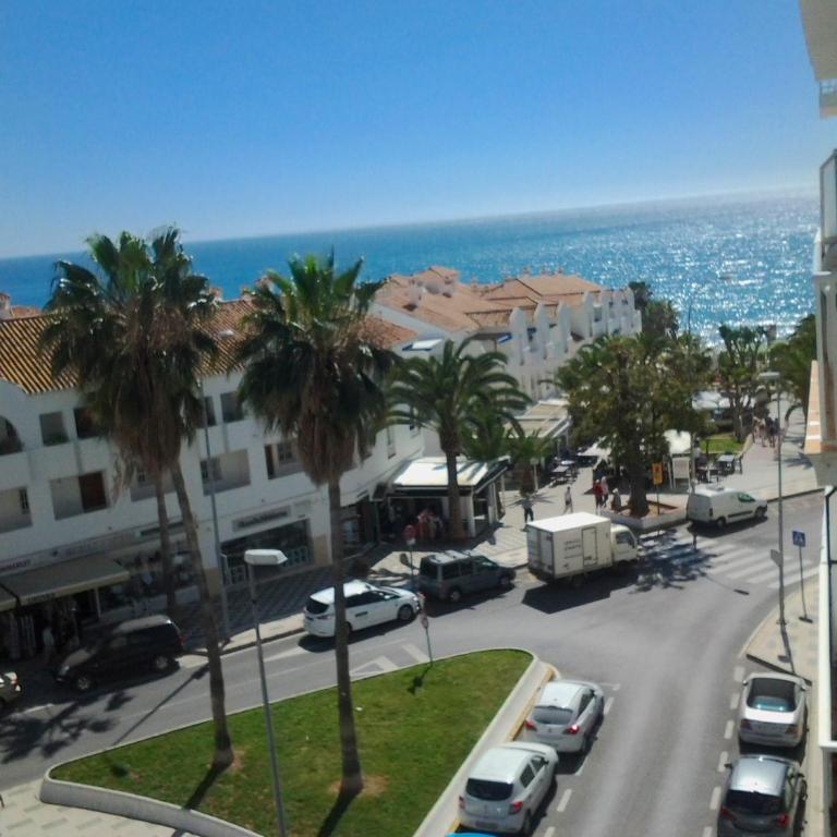 Nerja Gaviota holidays piscina y playa - Apartamento con vistas al mar - 1