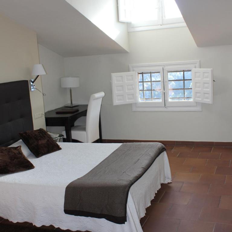 Hotel Leonor de Aquitania - Habitación Doble con vistas - 1 o 2 camas - 9