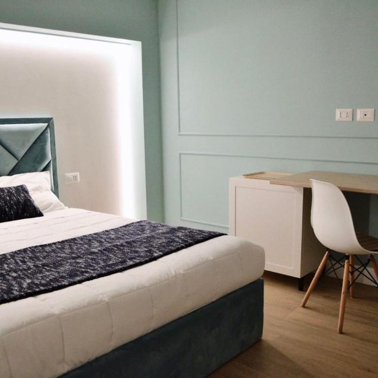 Guest House Dema Vatican Suites - Camera Matrimoniale Deluxe con Doccia - 4