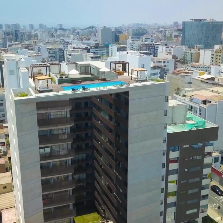 ✶ Maras Residence ✶ LUXURY Rooftop Pool & Grill - Three-Bedroom Apartment - 18