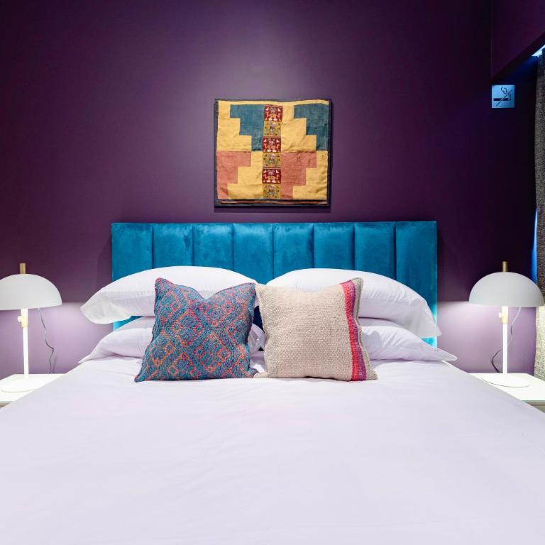 ✶ Maras Residence ✶ LUXURY Rooftop Pool & Grill - Three-Bedroom Apartment - 5
