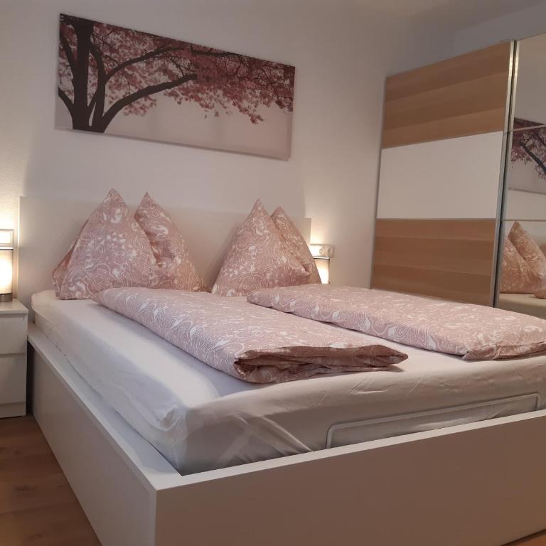 Ferienwohnung - Gwiggner Daniela im Haus Bergfried - Apartment mit Blick auf die Berge - 1