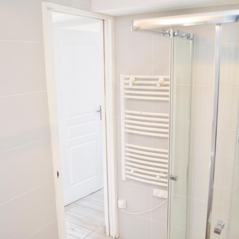 Sunny apartment in heart of Nice Old Town - Appartement 2 Chambres - 9