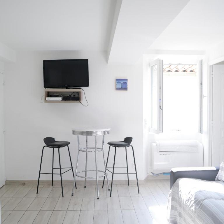 Sunny apartment in heart of Nice Old Town - Appartement 2 Chambres - 7