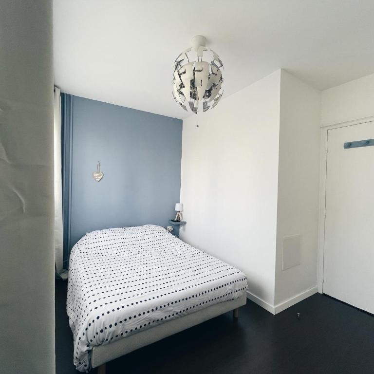 NEW: appartement tout confort + parking gratuit - One-Bedroom Apartment - 9