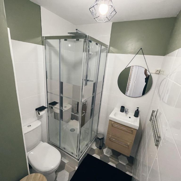 NEW: appartement tout confort + parking gratuit - One-Bedroom Apartment - 2