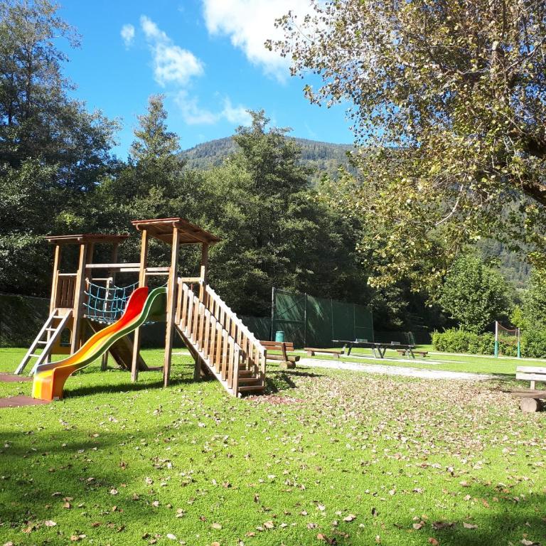 ELISABETH Haus KMB Seeappartement am Ossiacher See, Hallenbad, Skiarena Gerlitzen - Apartment mit 2 Schlafzimmern und Balkon - 21