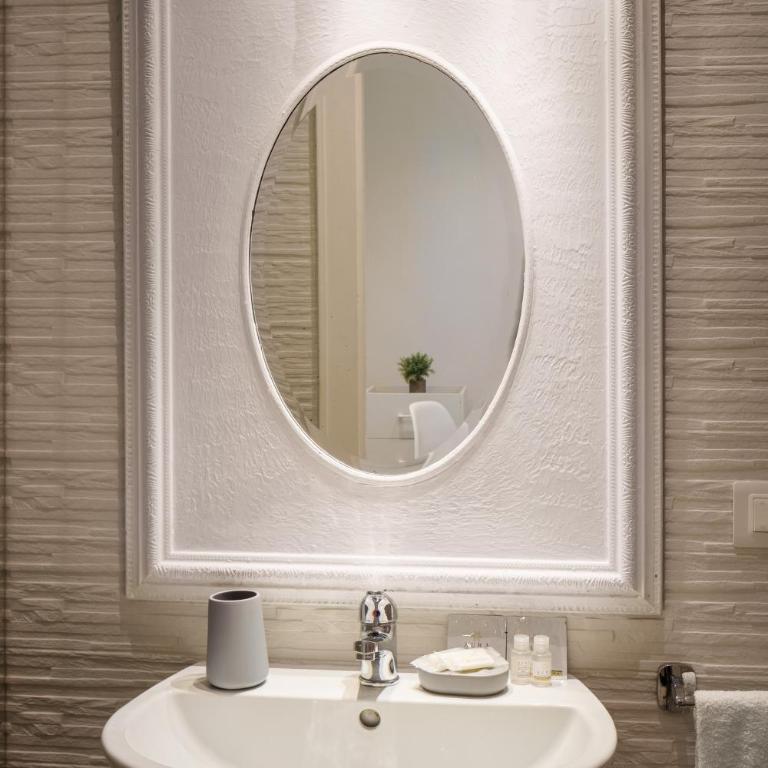 Oisife Apartments - Deluxe Double Studio - 13