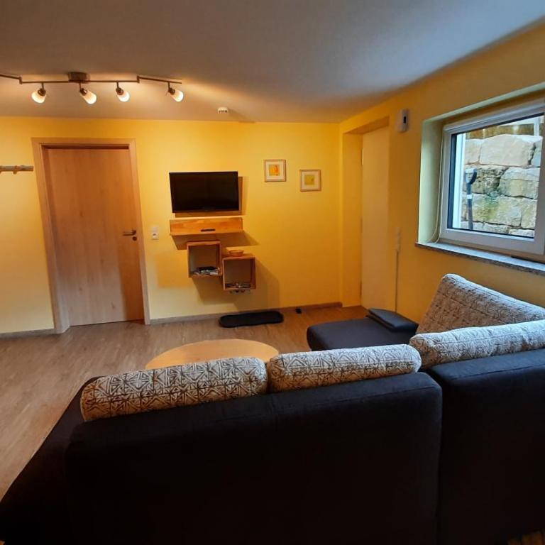 Wilhelm-Tell-Str. - Apartment - 5