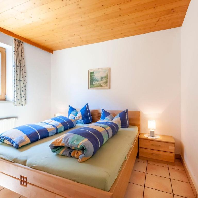 Apartment with garden near hiking trails - Two-Bedroom Apartment - 4