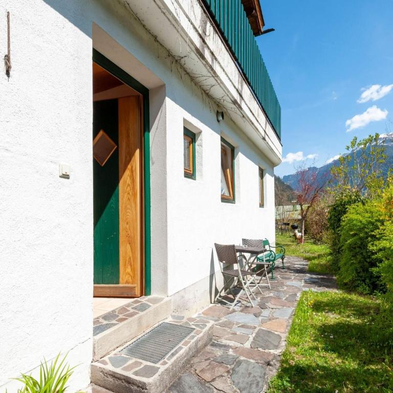 Apartment with garden near hiking trails - Two-Bedroom Apartment - 7