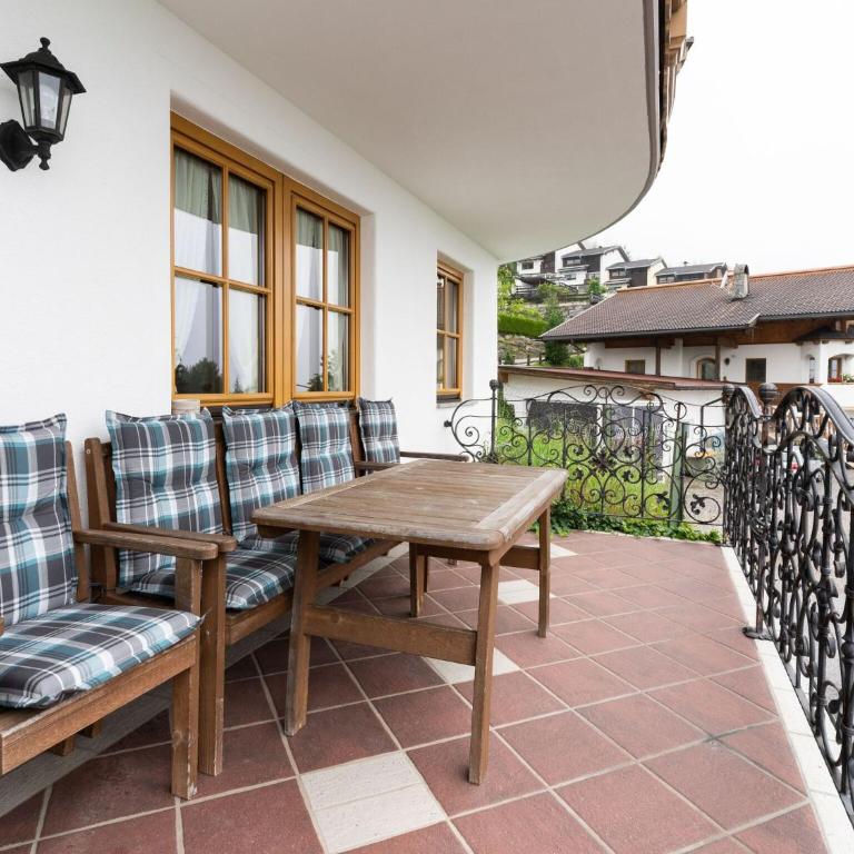 Apartment in Hainzenberg near Ski Lift - Apartment mit 2 Schlafzimmern - 5